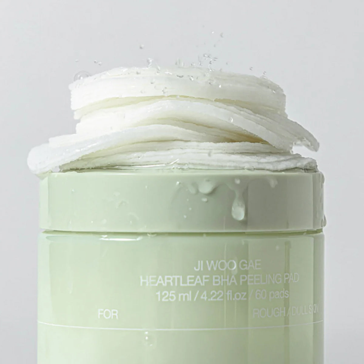 Celimax Ji Woo Gae Heartleaf BHA Peeling Pad – Korean exfoliating pad with heartleaf and salicylic acid for acne-prone and sensitive skin. Pads