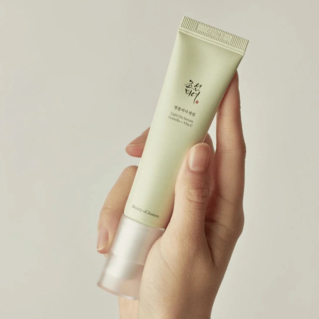 Light On Serum Centella + Vita C (30ml)