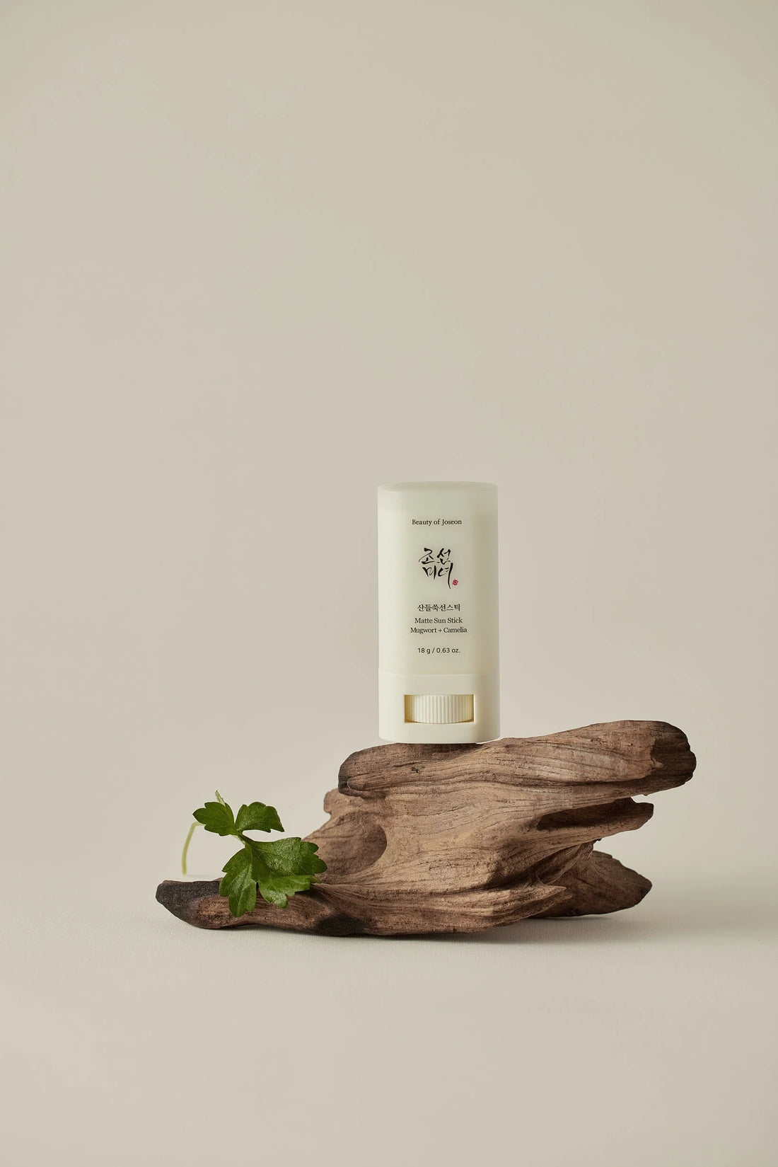 Matte Sun Stick Mugwort+Camelia SPF 50+