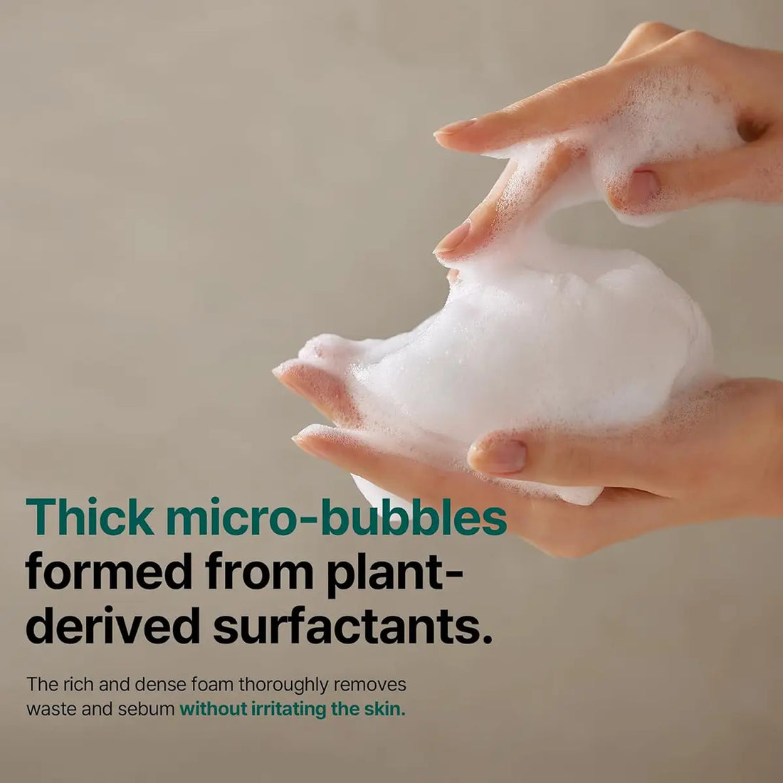 Thick micro-bubbles formed from plant-derived surfactants for cleansing with SOME BY MI AHA BHA PHA 30 Days Miracle Clear Body Cleanser 400g.