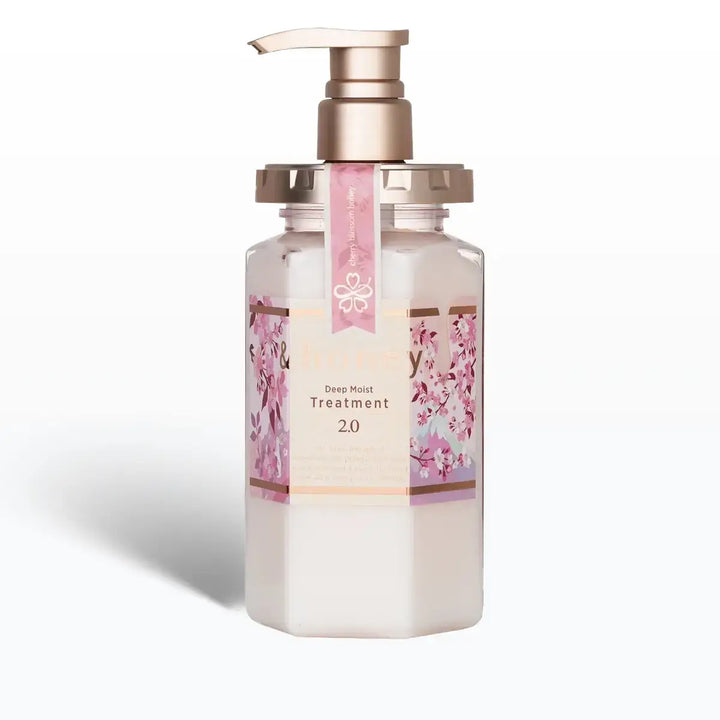 &Honey Deep Moist Cherry Blossom Honey Treatment 440mL in a stylish pump bottle, ideal for ultra-hydrating hair care.