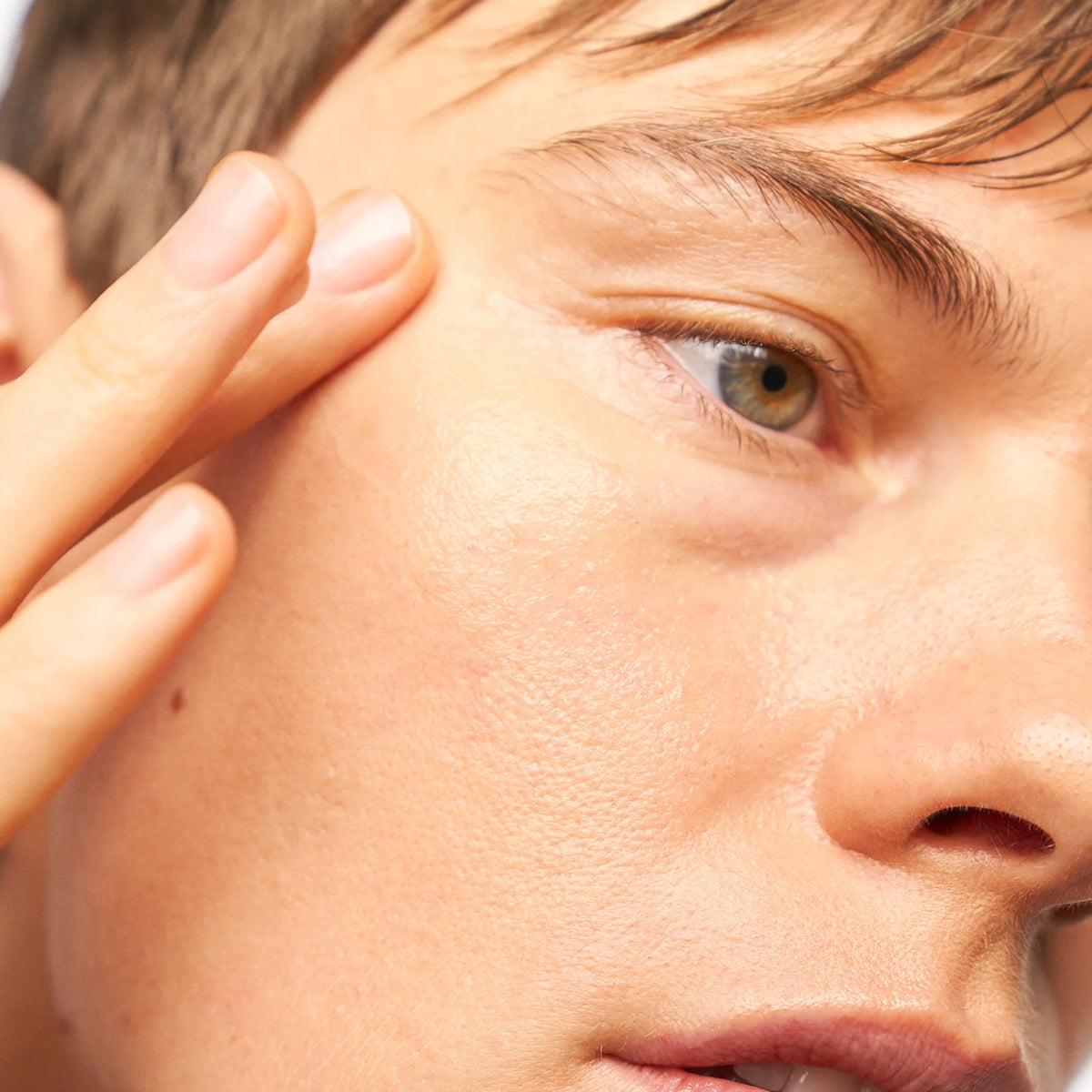 dear Klairs Fundamental Eye Awakening Gel 35mL | Korean under-eye gel for puffy eyes and dark circles, perfect for oily and sensitive skin in UAE. After