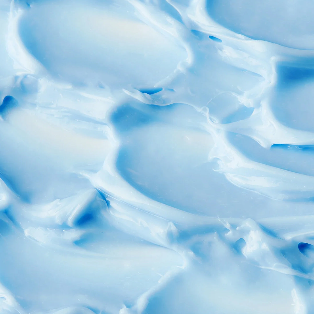 dear KLAIRS Midnight Blue Calming Cream – Korean soothing cream for irritated, sensitive, or acne-prone skin. Shop online in Dubai at Mirae Beauty Hub UAE. Texture