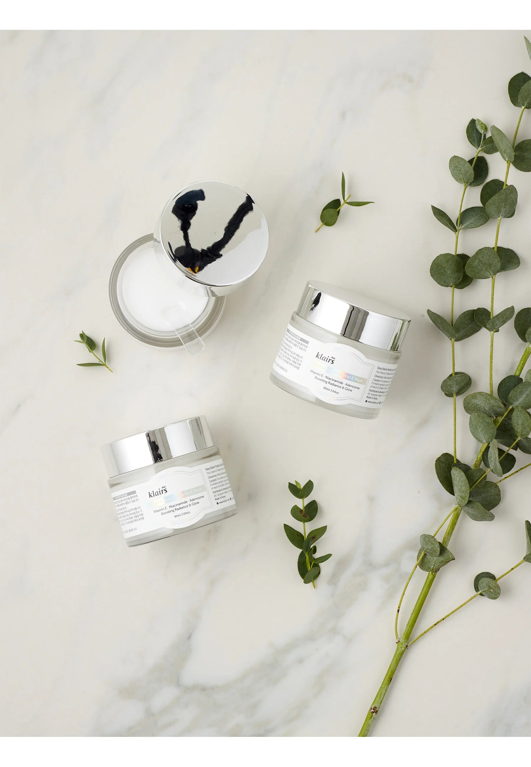 Dear KLAIRS Freshly Juiced Vitamin E Mask – hydrating Korean sleeping mask that brightens, soothes, and nourishes skin overnight with Vitamin E and Niacinamide. Still Life 1