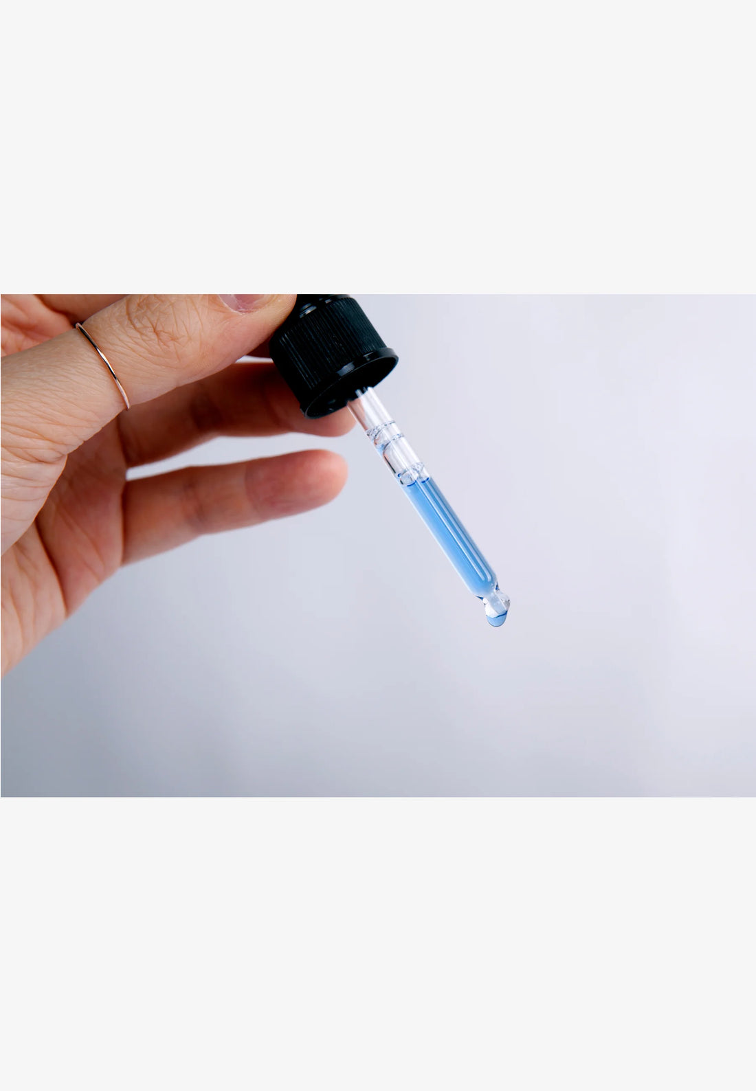 dear KLAIRS Midnight Blue Youth Activating Drop 20 ml